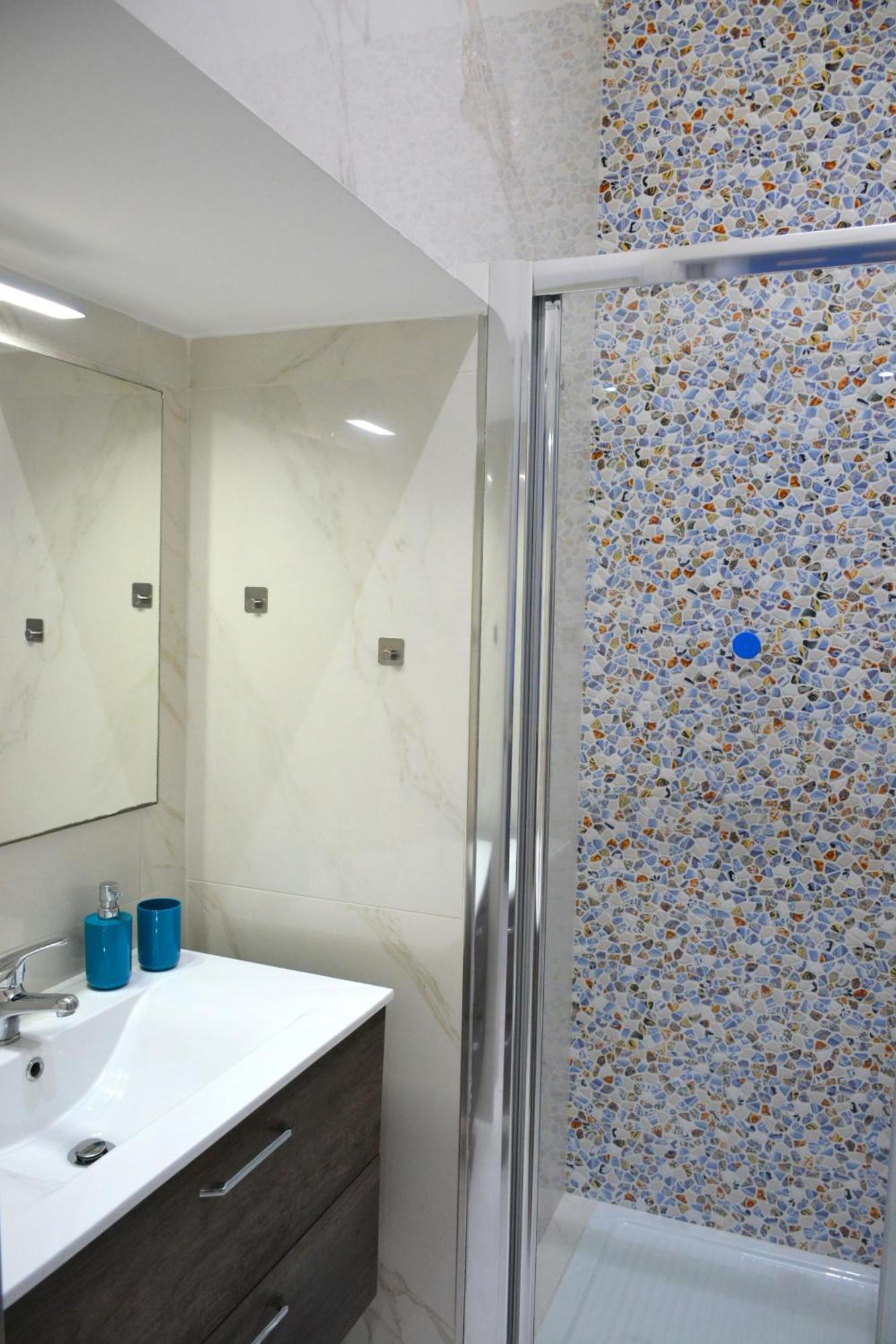 Casa Chloe - Vicino Al Porto E Basilica San Nicola Apartment Bari Bagian luar foto