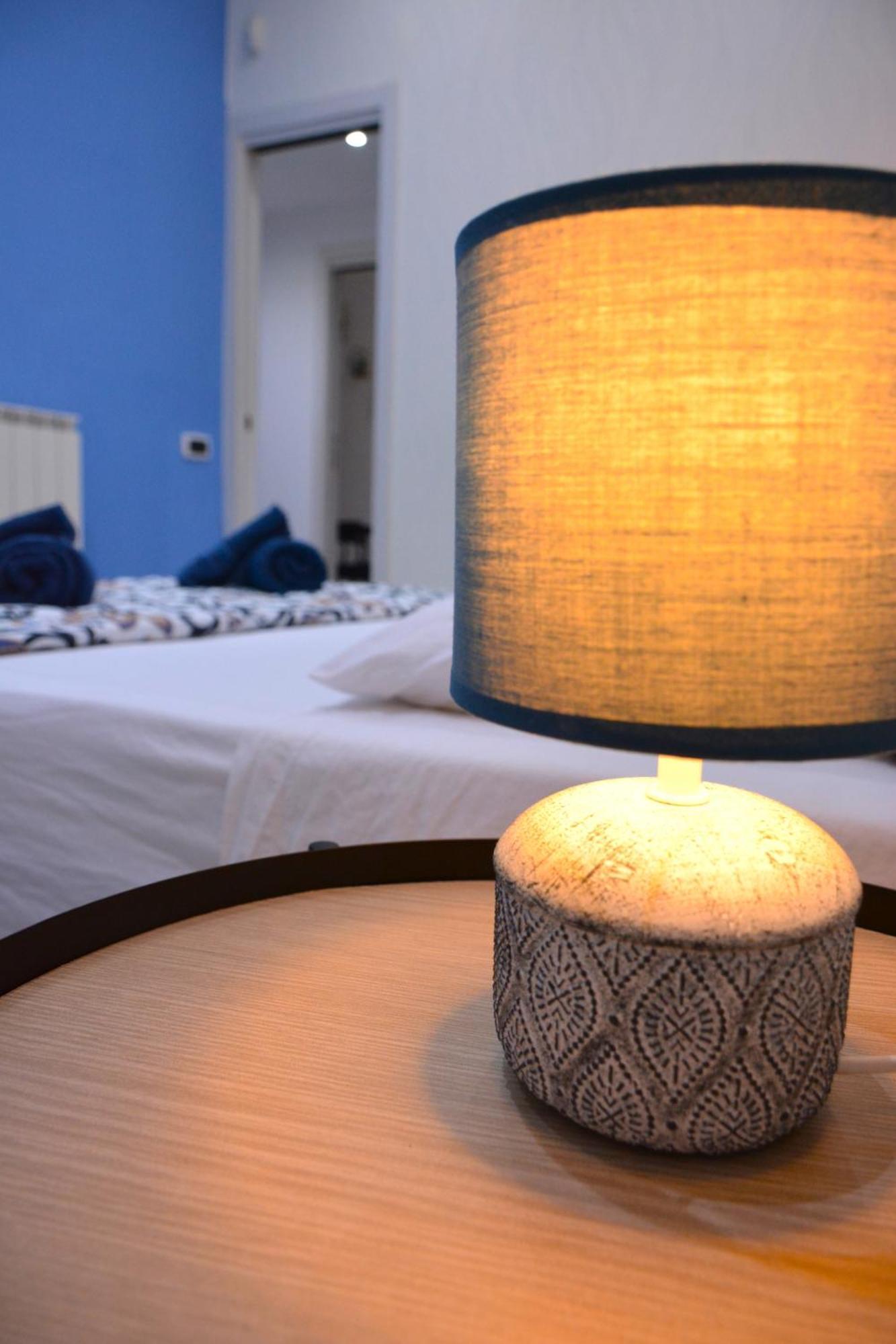 Casa Chloe - Vicino Al Porto E Basilica San Nicola Apartment Bari Bagian luar foto