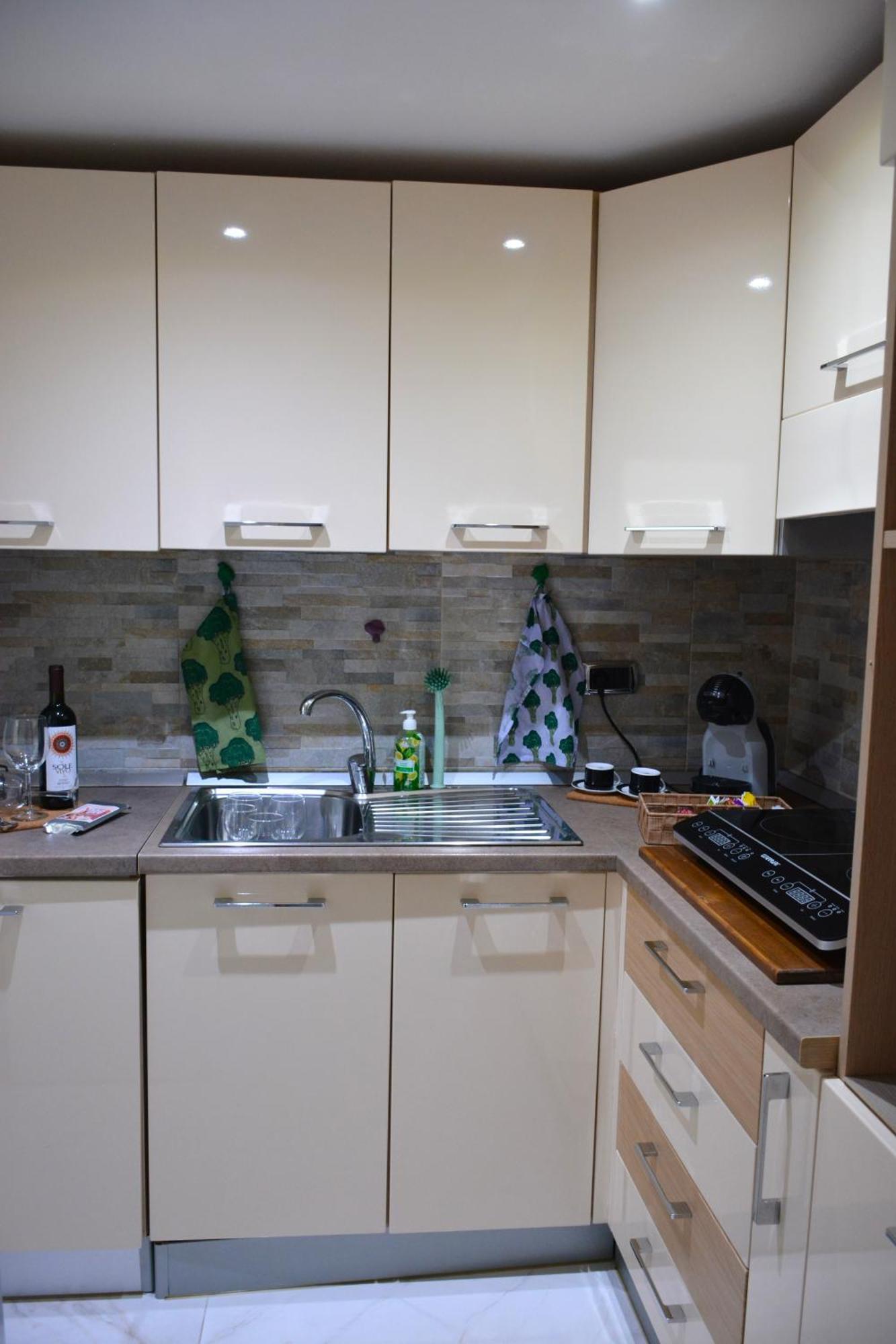 Casa Chloe - Vicino Al Porto E Basilica San Nicola Apartment Bari Bagian luar foto